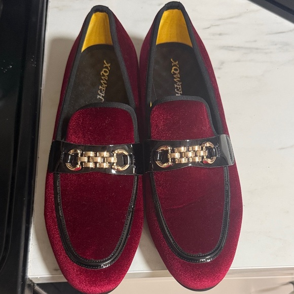 Other - EUC Red Velvet Loafers with Gold Accent